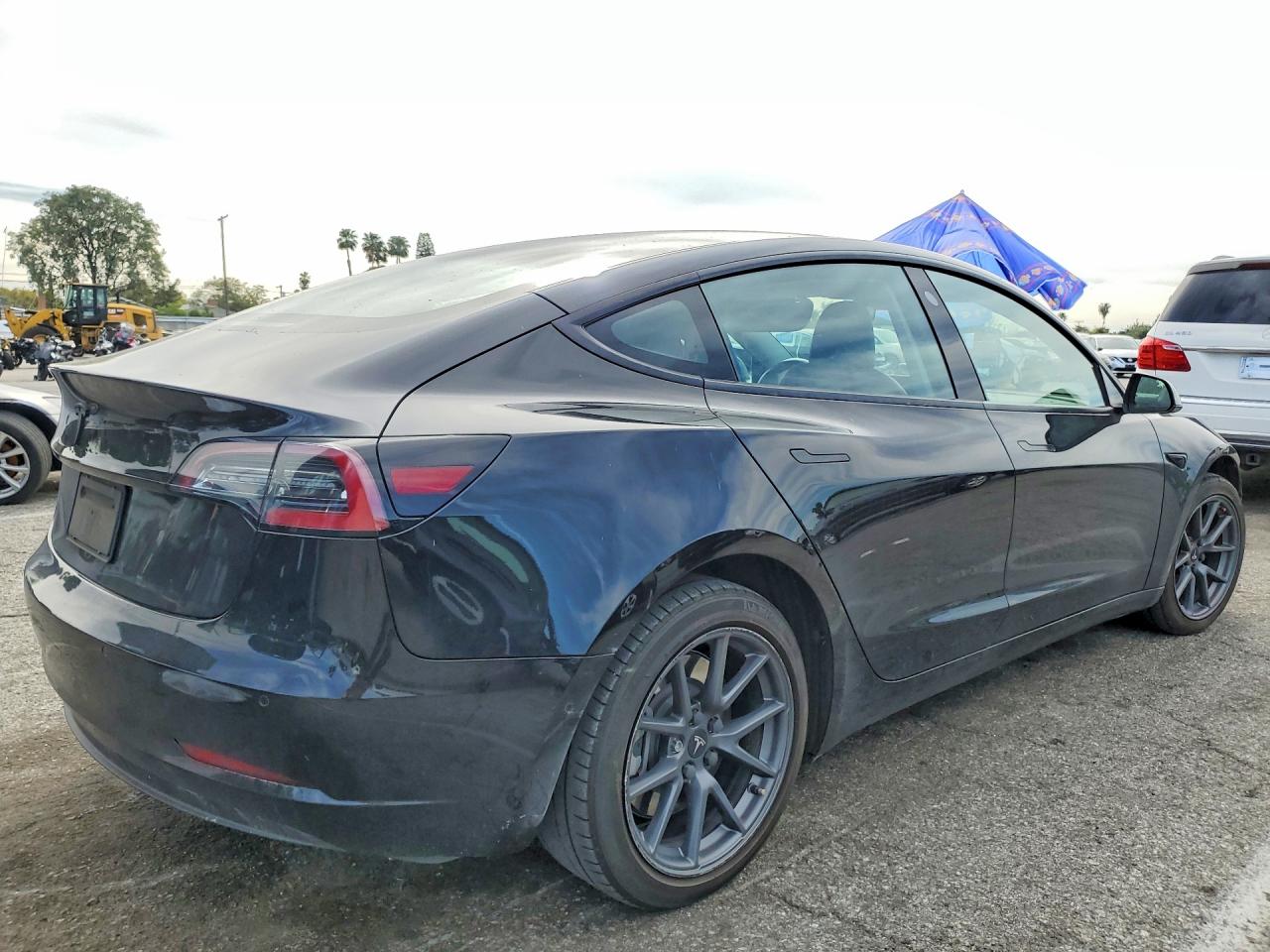 2022 TESLA MODEL 3 photo 5