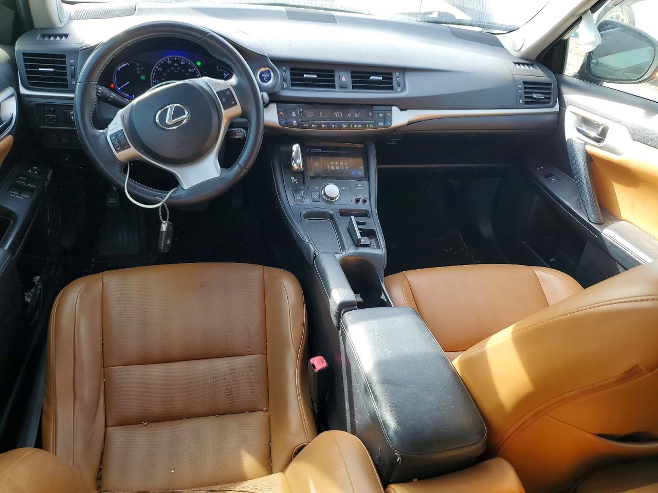 2013 LEXUS CT photo 22