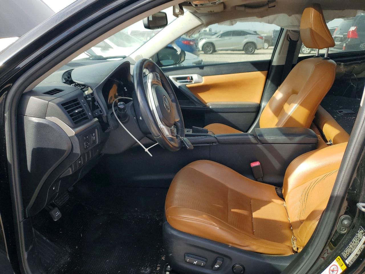 2013 LEXUS CT photo 19