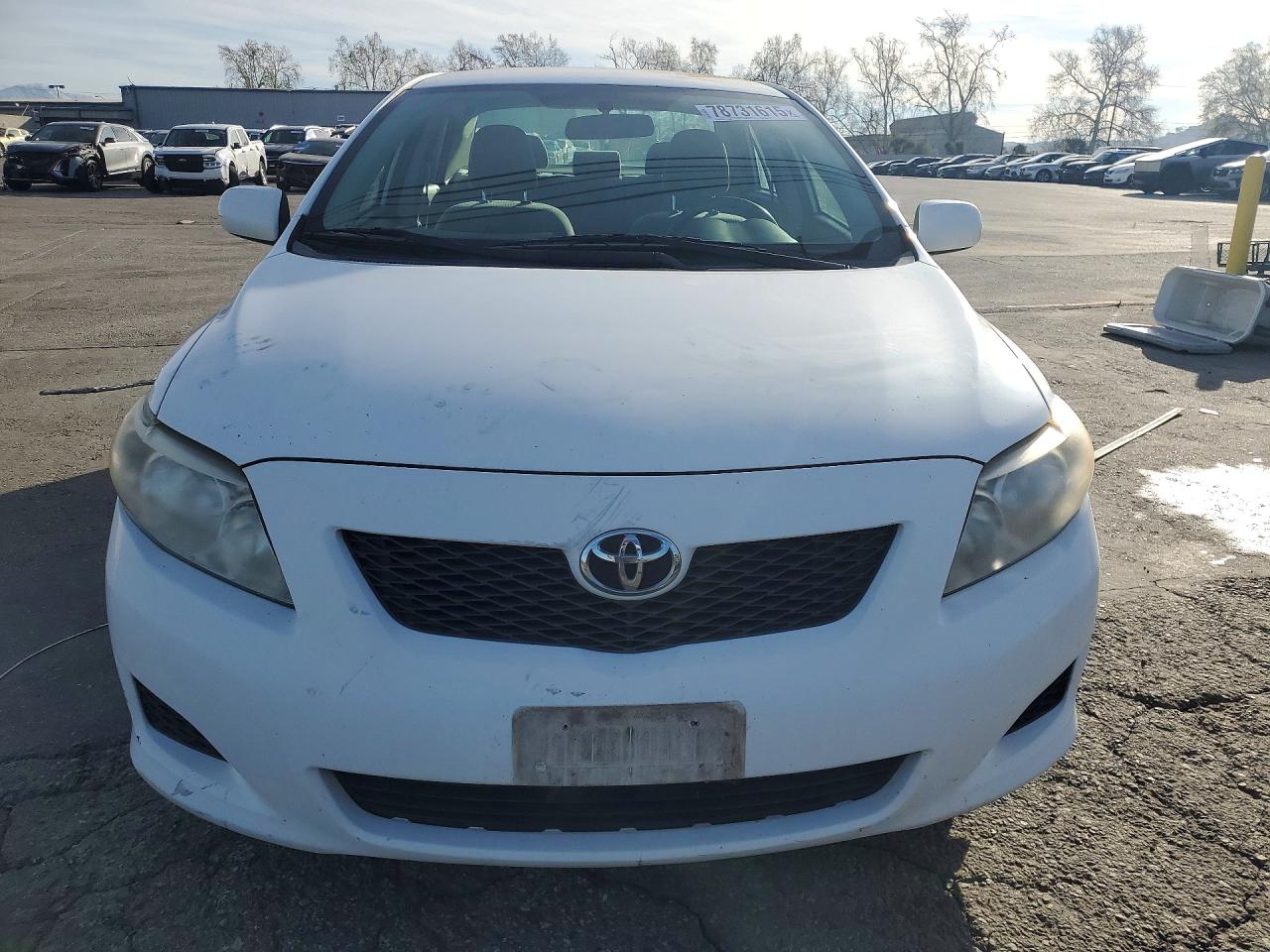 2010 TOYOTA COROLLA LE photo 5
