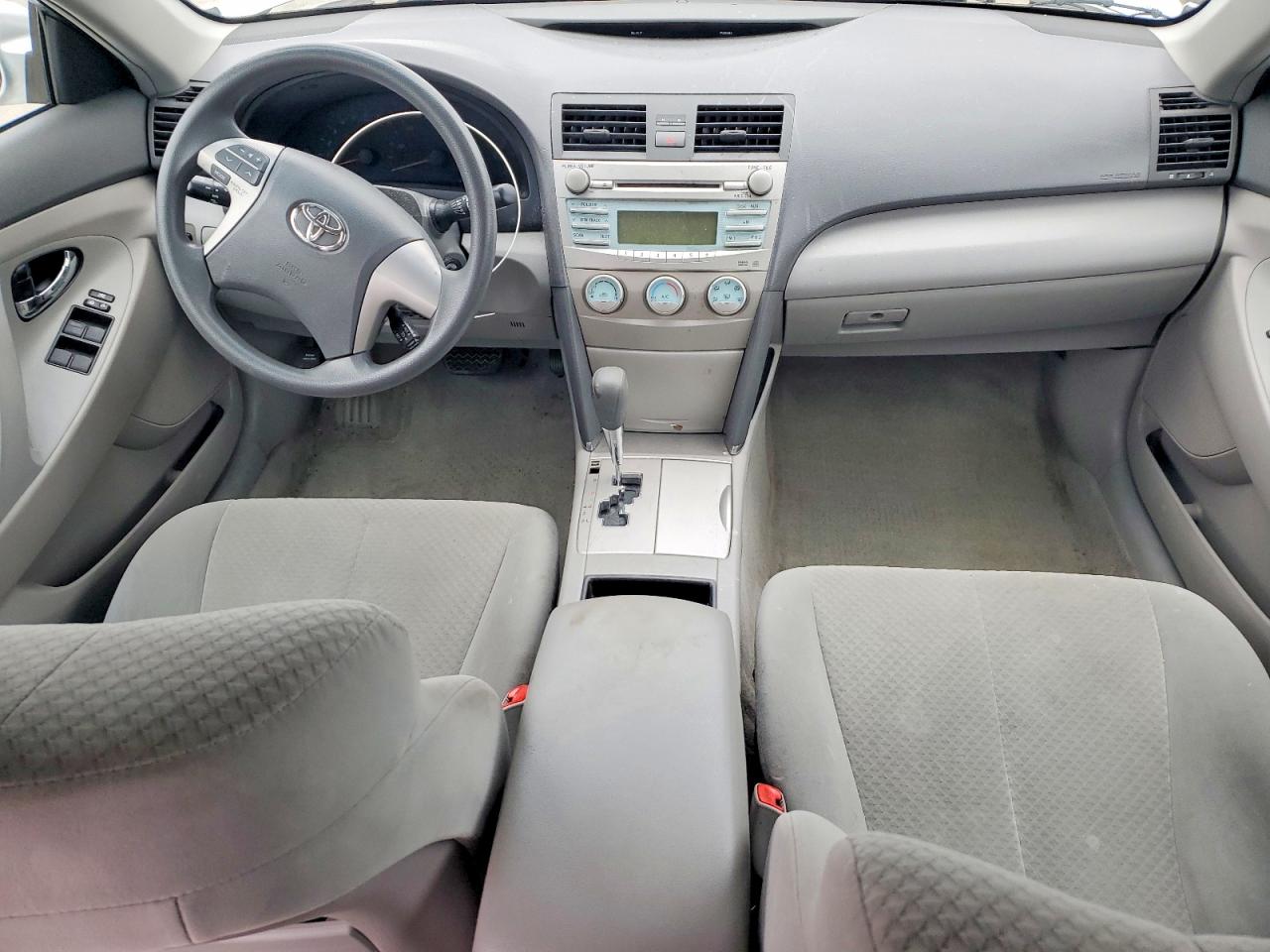 2009 TOYOTA CAMRY LE photo 15
