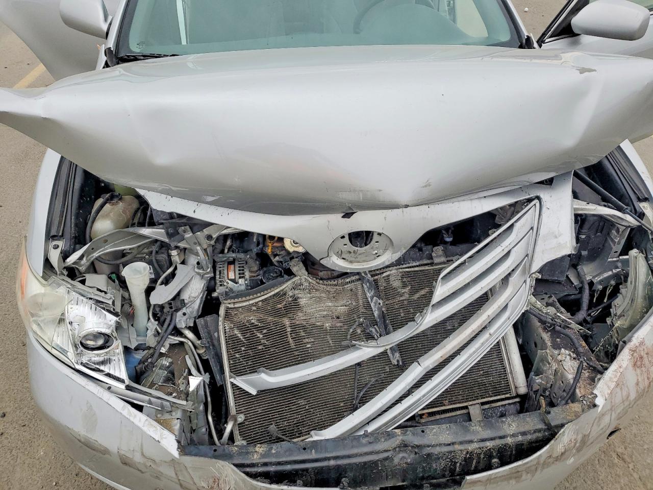 2009 TOYOTA CAMRY LE photo 21