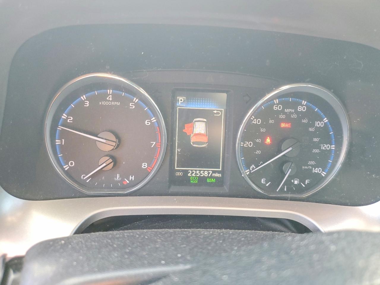 2018 TOYOTA RAV4 LIMITED photo 9