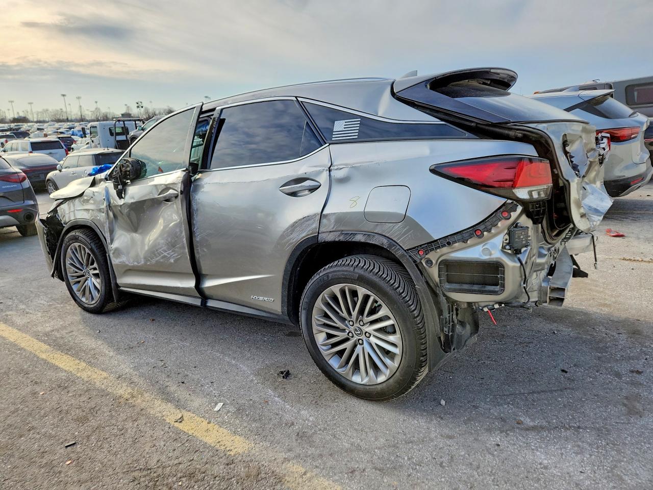 2020 LEXUS RX 450H photo 3