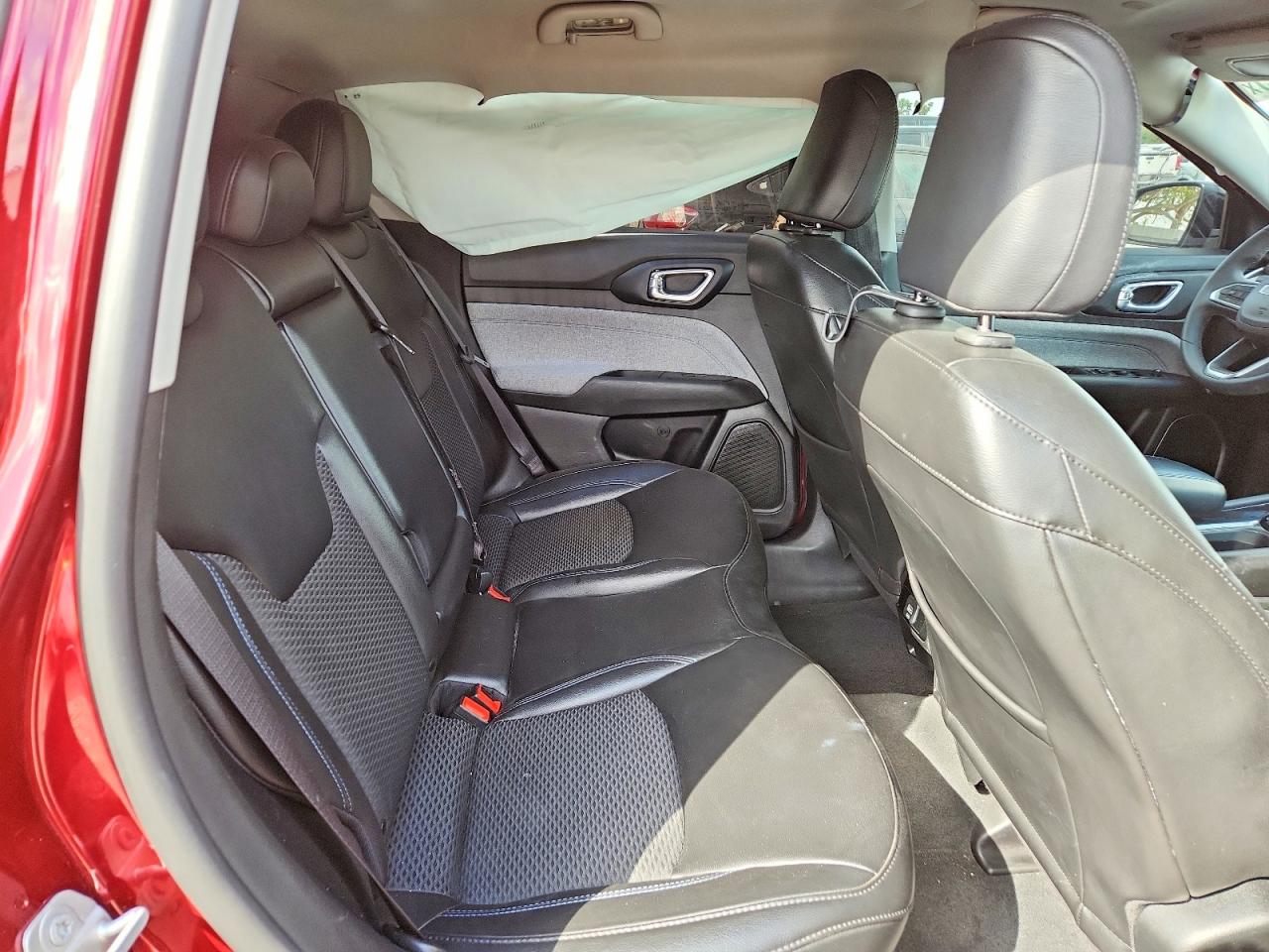 2022 JEEP COMPASS LATITUDE photo 31