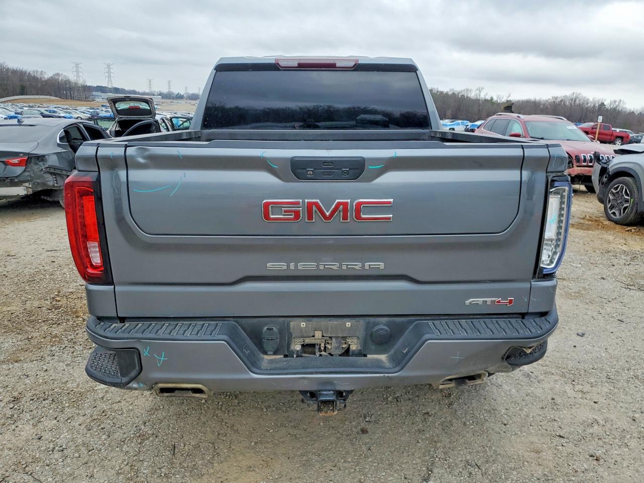 2021 GMC SIERRA K1500 AT4 photo 6
