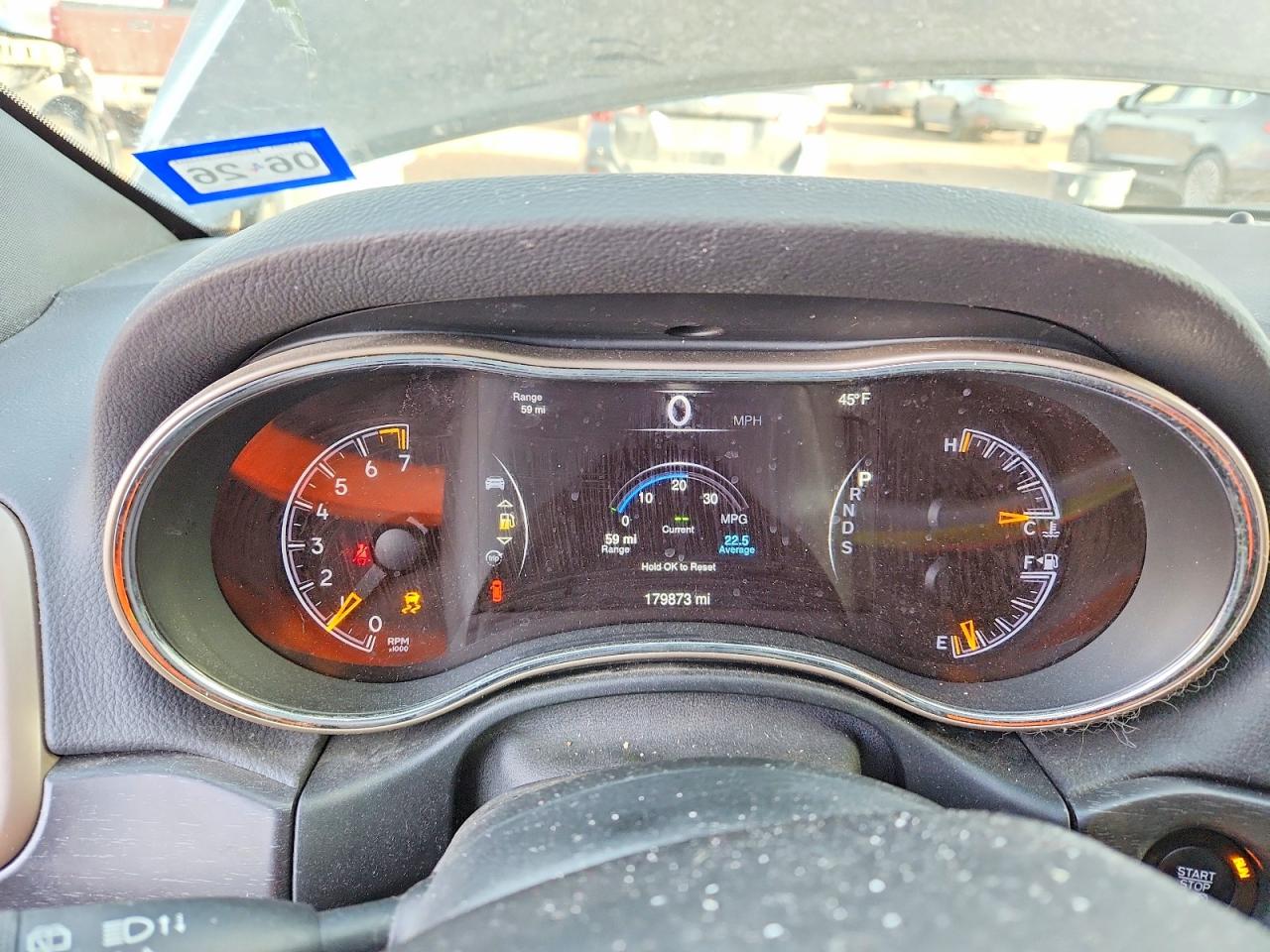 2015 JEEP GRAND CHEROKEE LAREDO photo 17