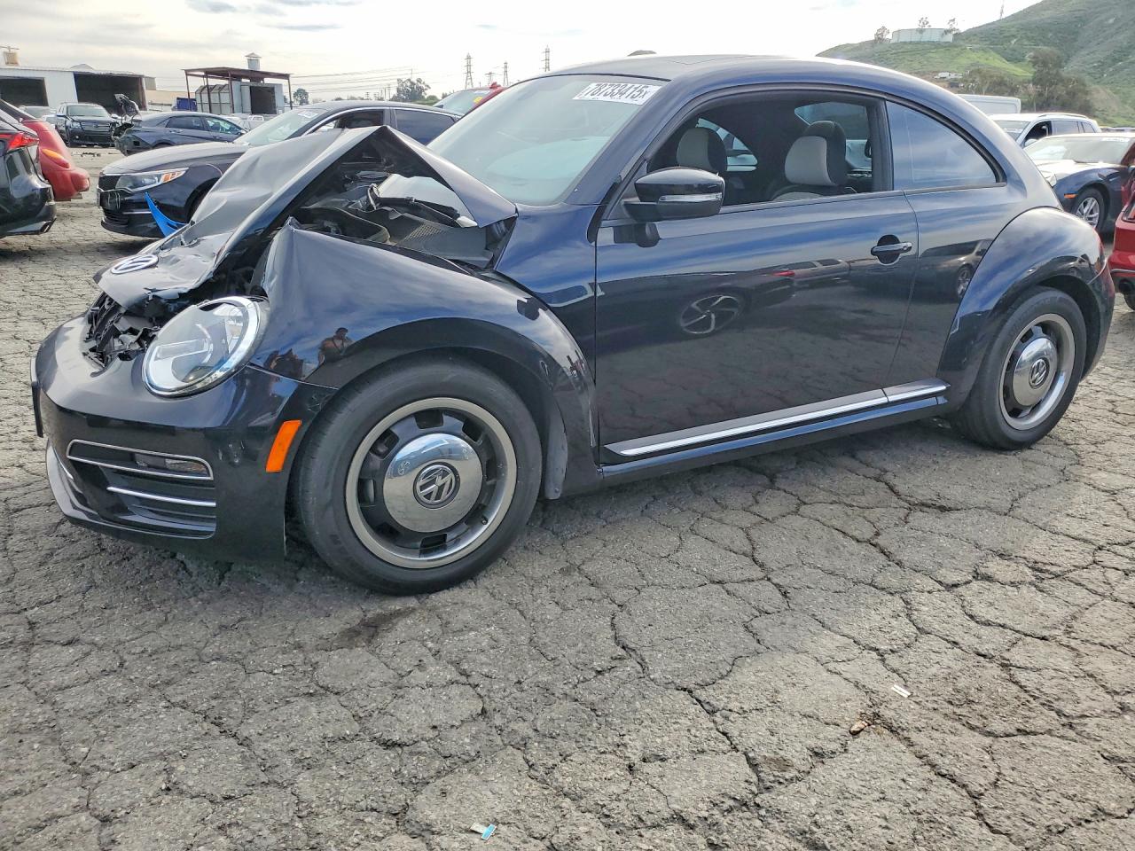 2018 VOLKSWAGEN BEETLE