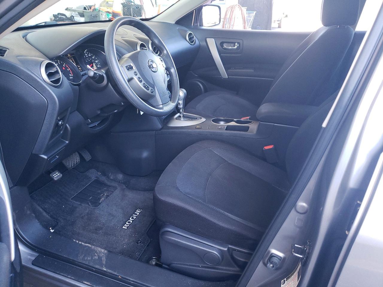 2013 NISSAN ROGUE S photo 13