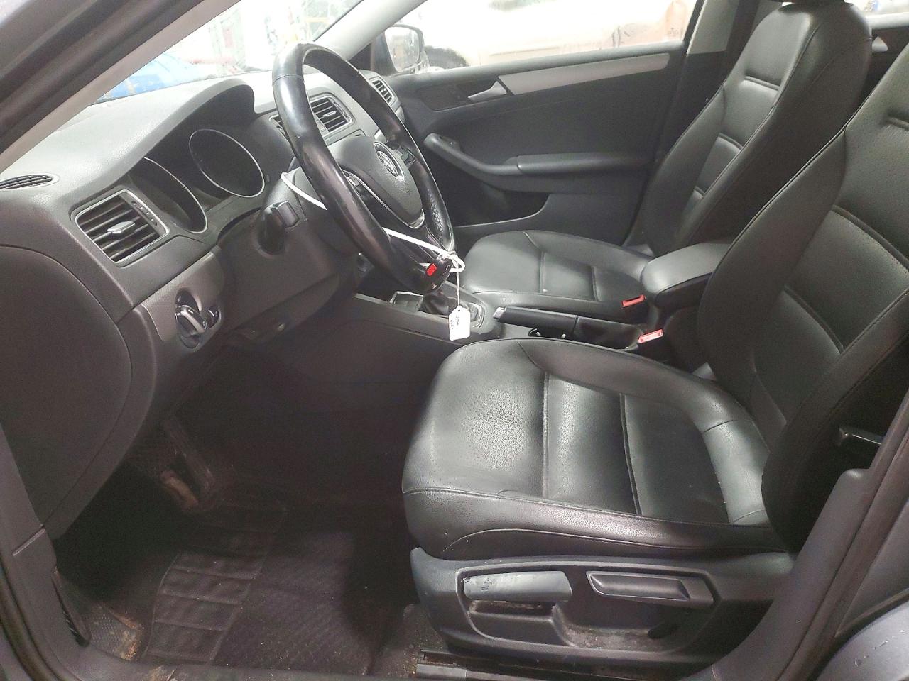 2017 VOLKSWAGEN JETTA SE photo 7