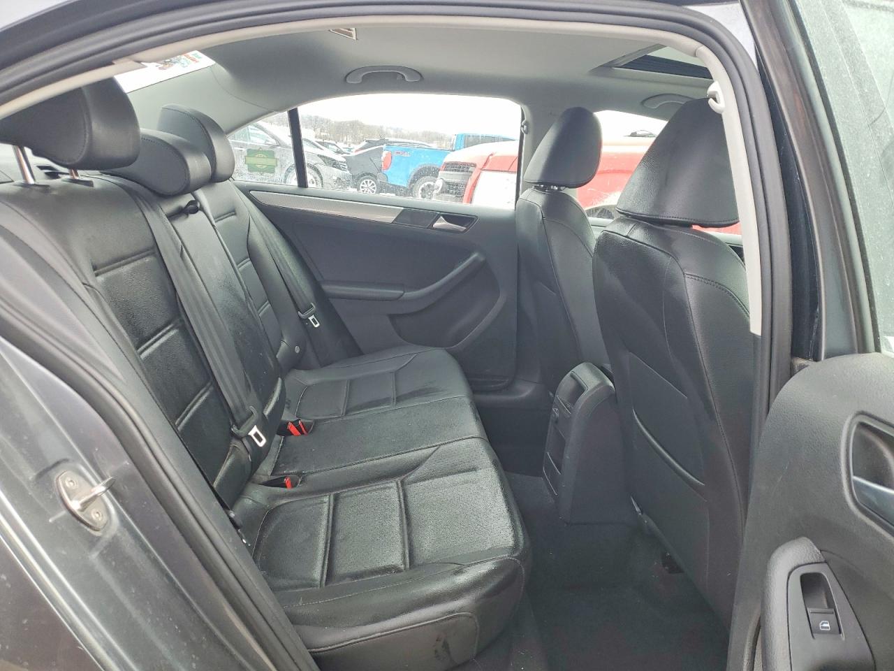 2017 VOLKSWAGEN JETTA SE photo 10