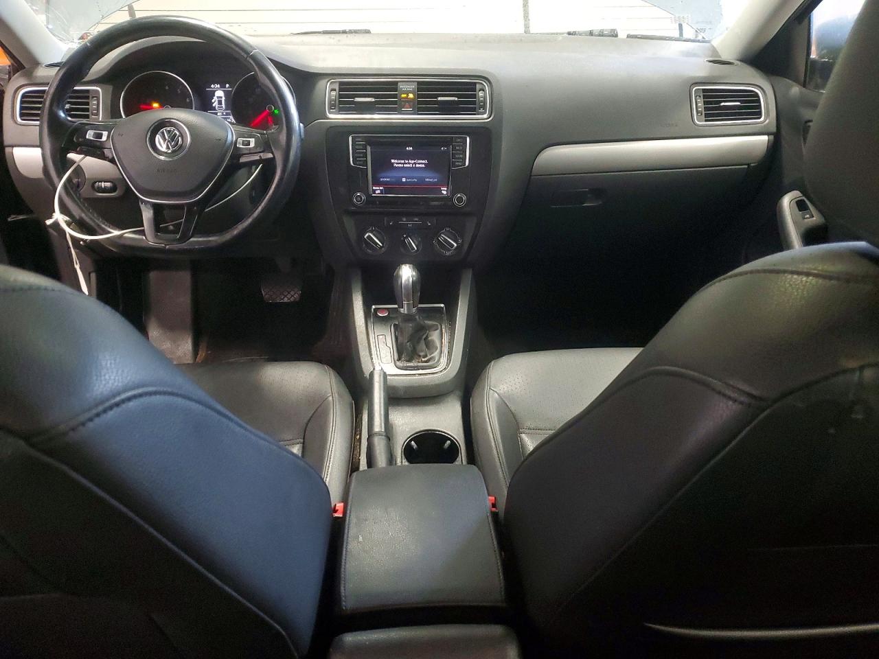2017 VOLKSWAGEN JETTA SE photo 8