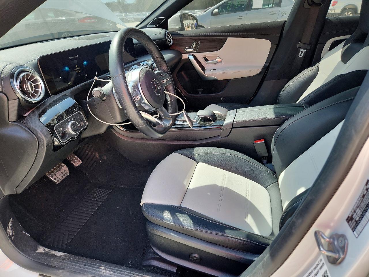 2020 MERCEDES-BENZ CLA 250 photo 7