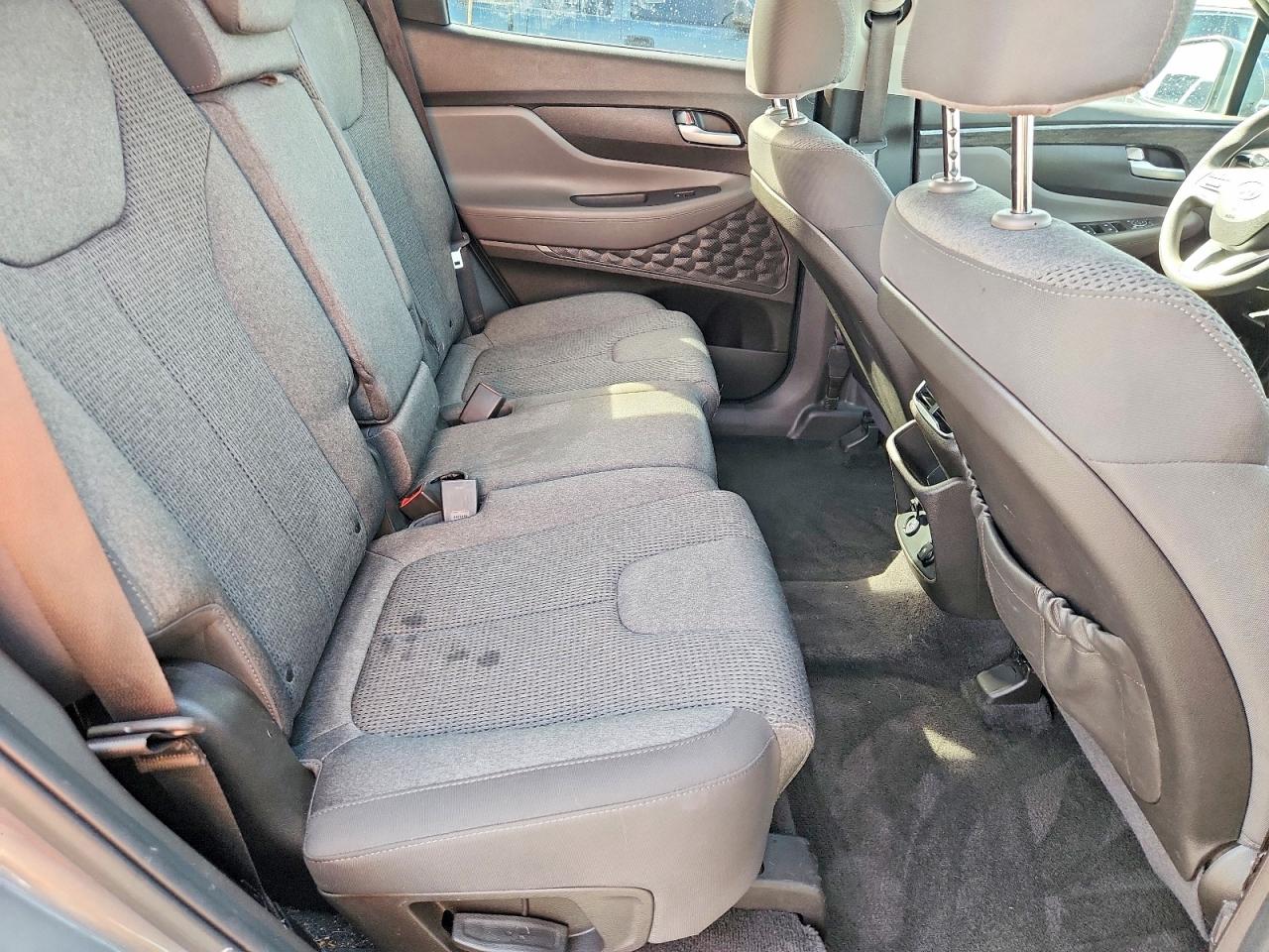 2019 HYUNDAI SANTA FE SE 2.4L photo 28