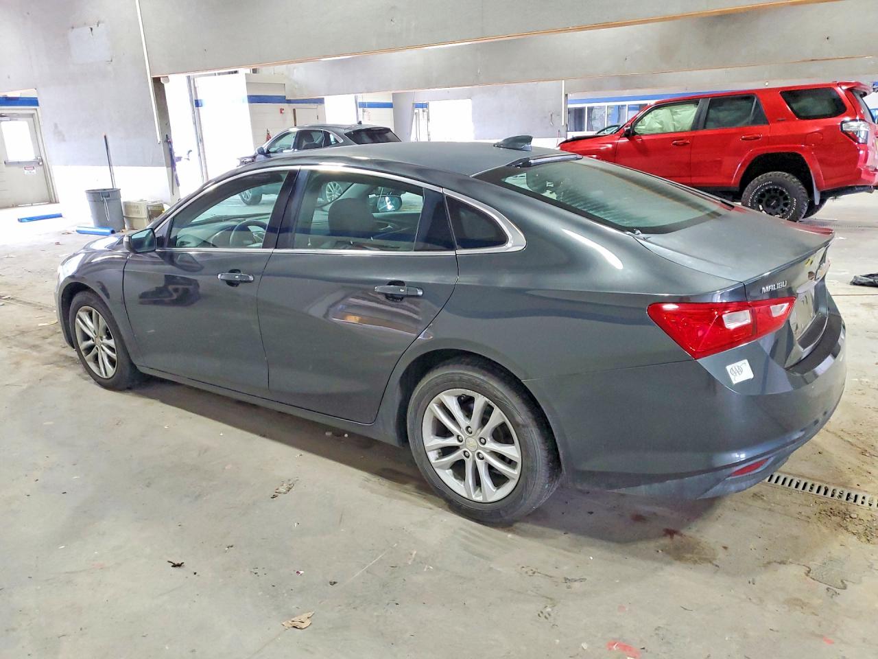 2016 CHEVROLET MALIBU LT photo 2
