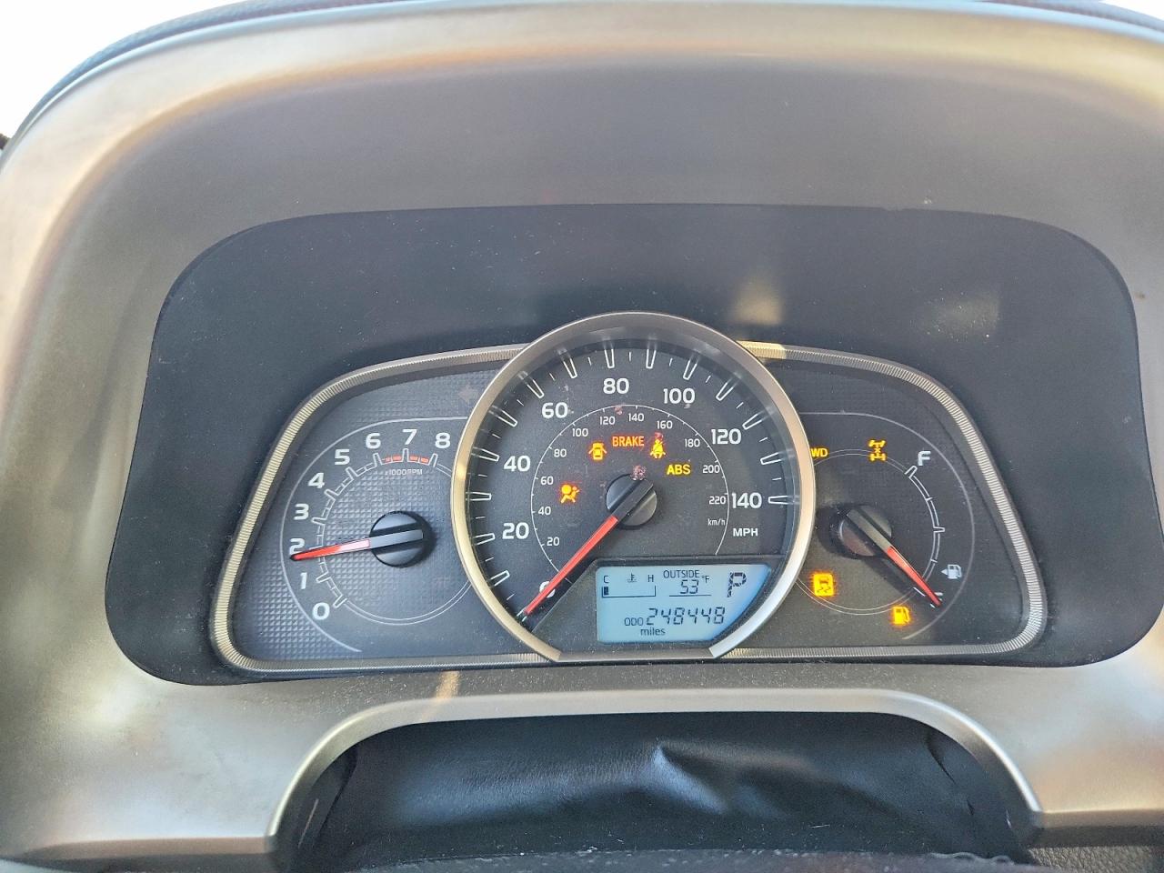 2015 TOYOTA RAV4 XLE photo 17