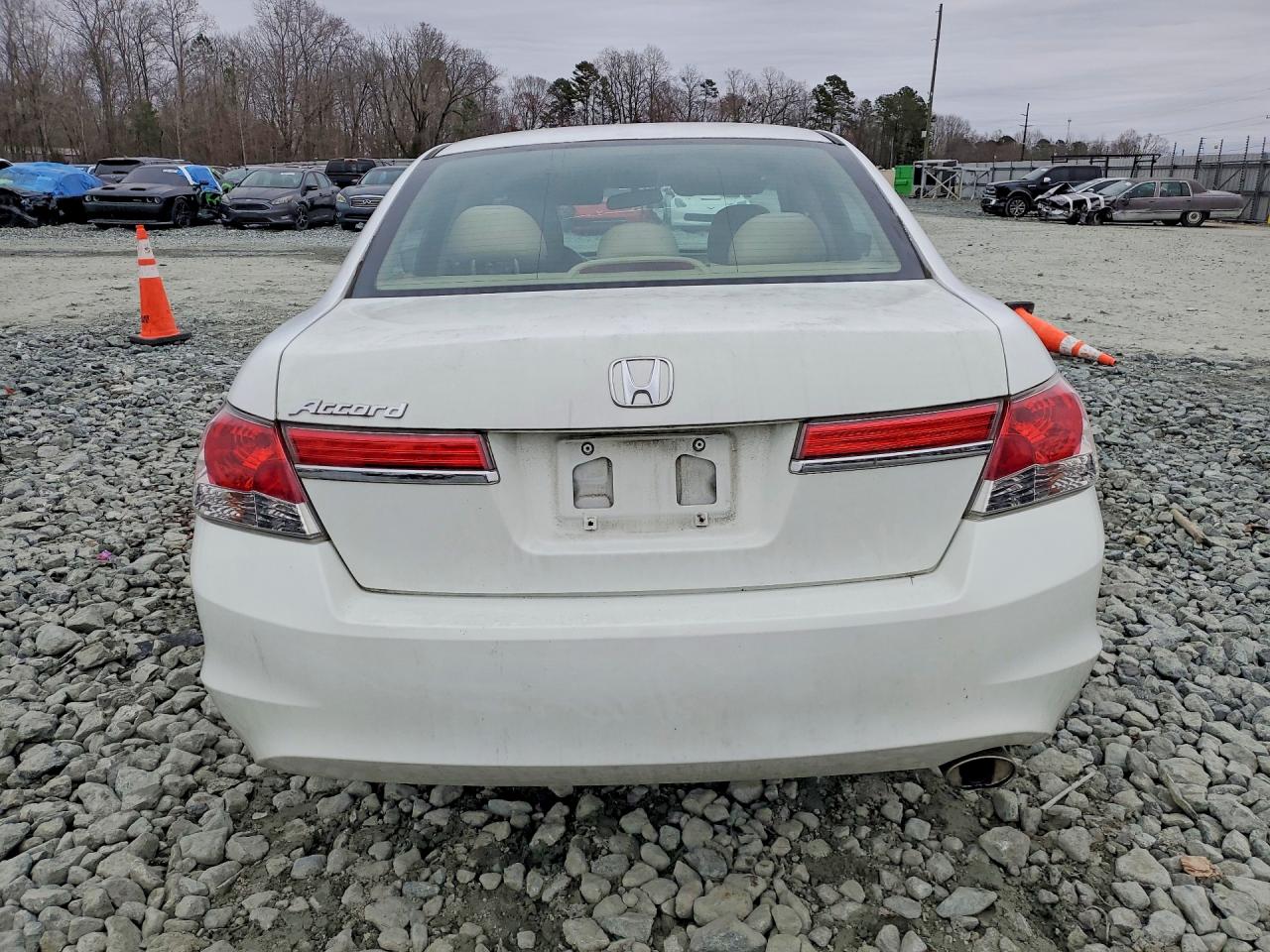 2012 HONDA ACCORD EX photo 6