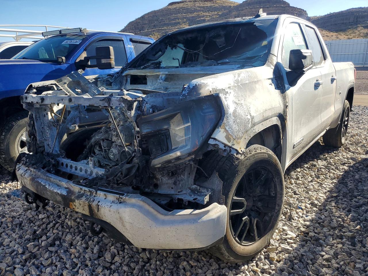 2021 GMC SIERRA