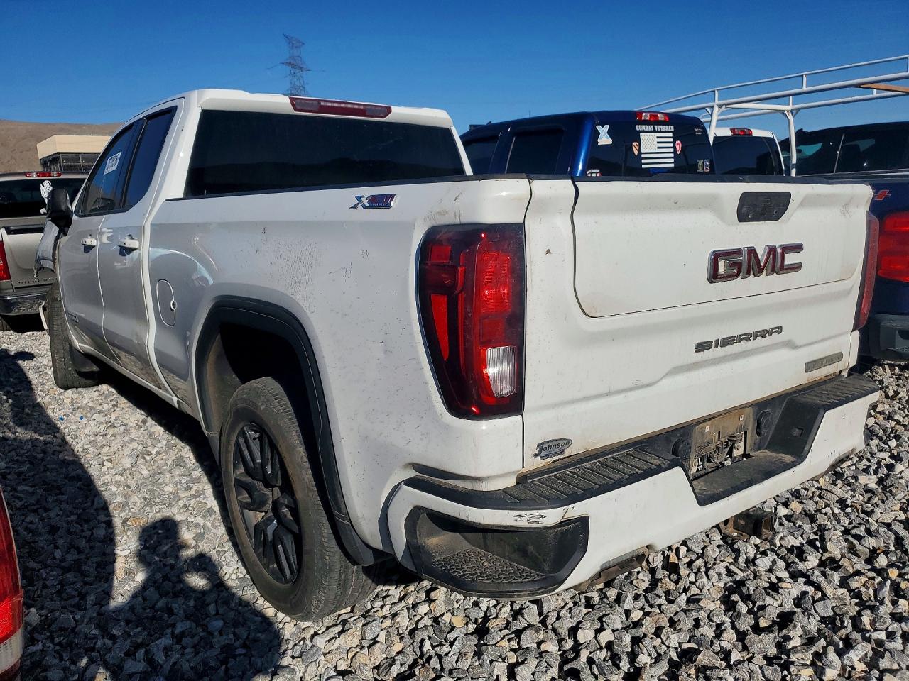 2021 GMC SIERRA K1500 ELEVATION photo 2