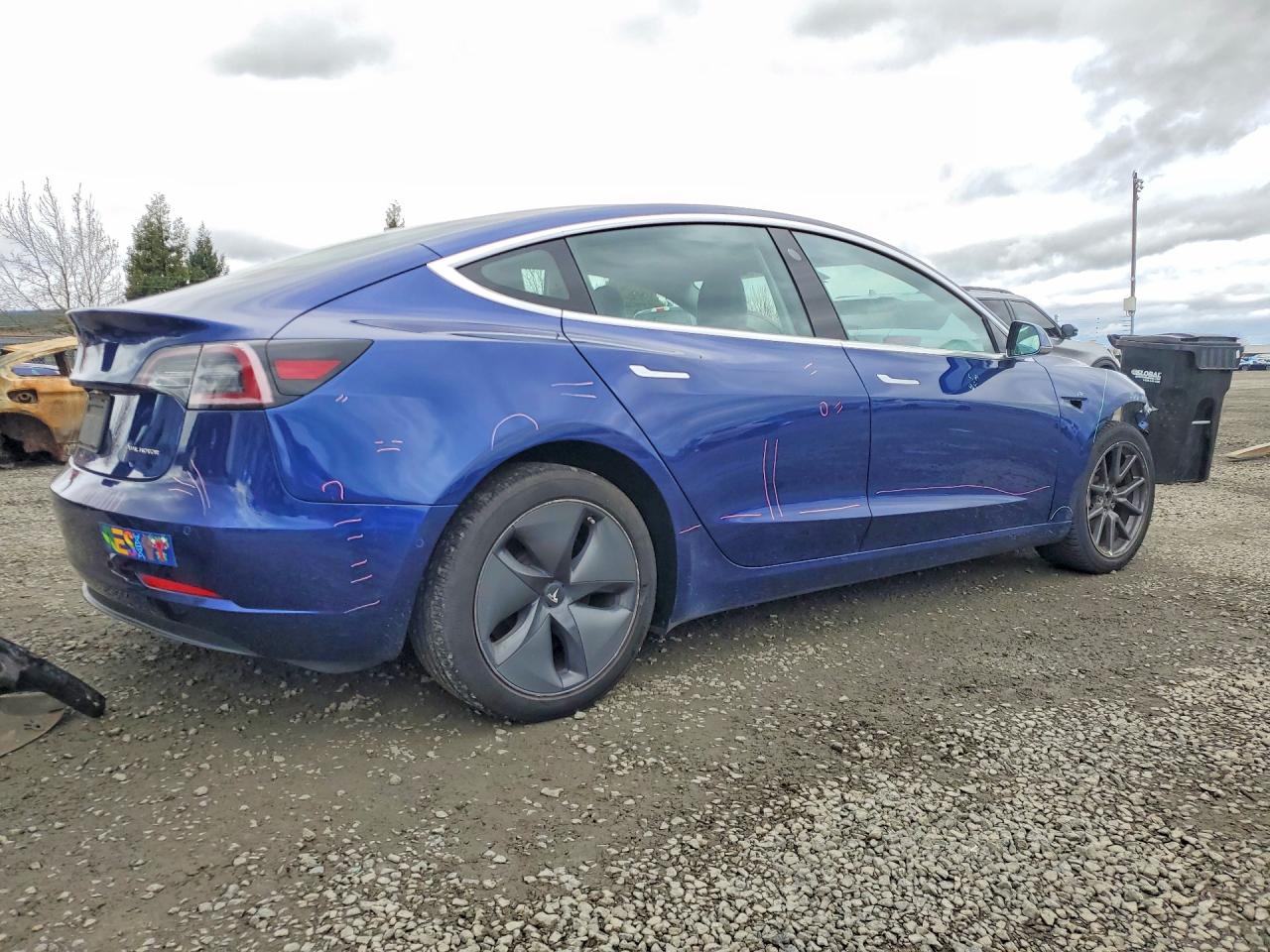 2019 TESLA MODEL 3 photo 3