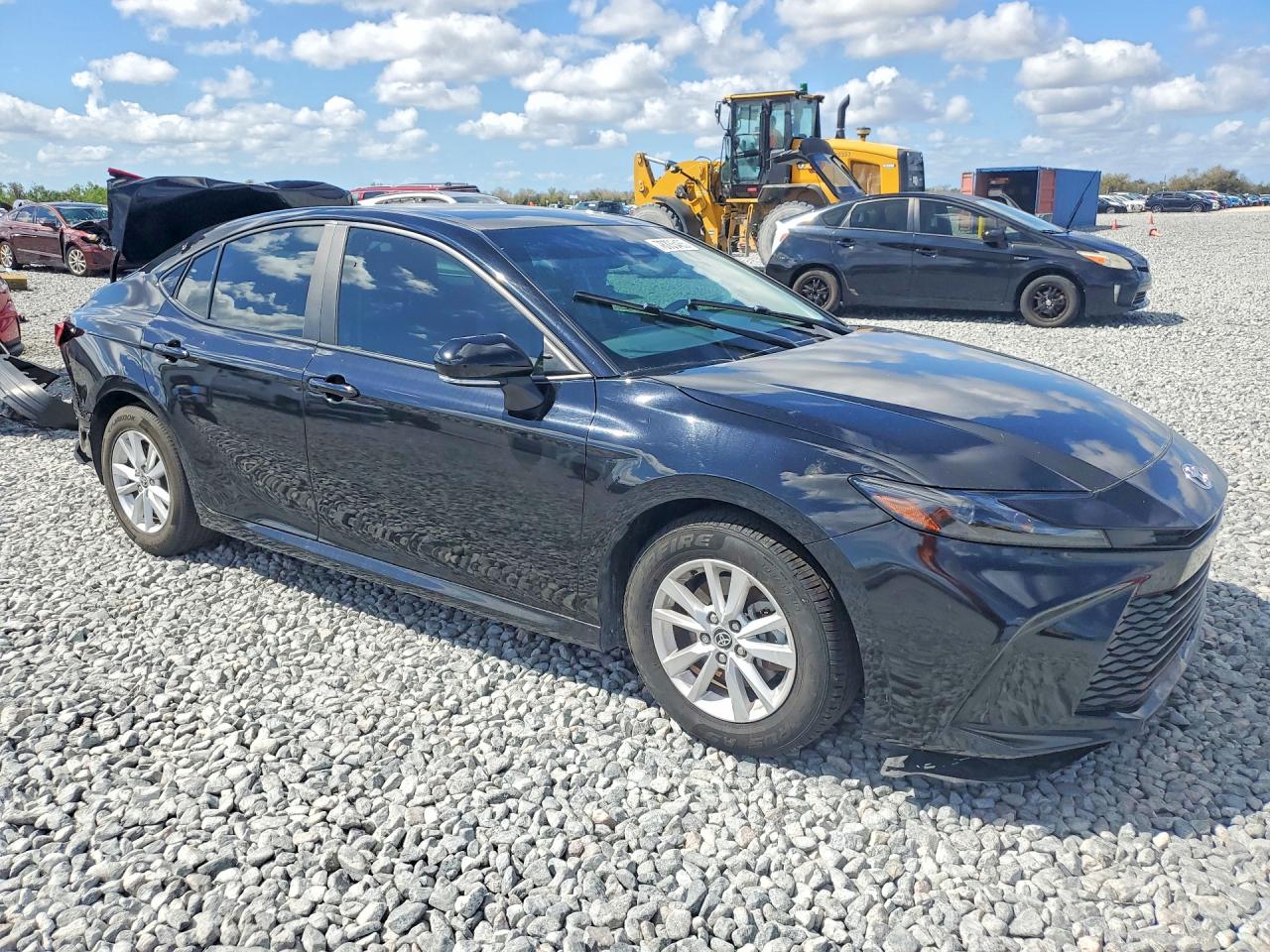 2025 TOYOTA CAMRY LE photo 7