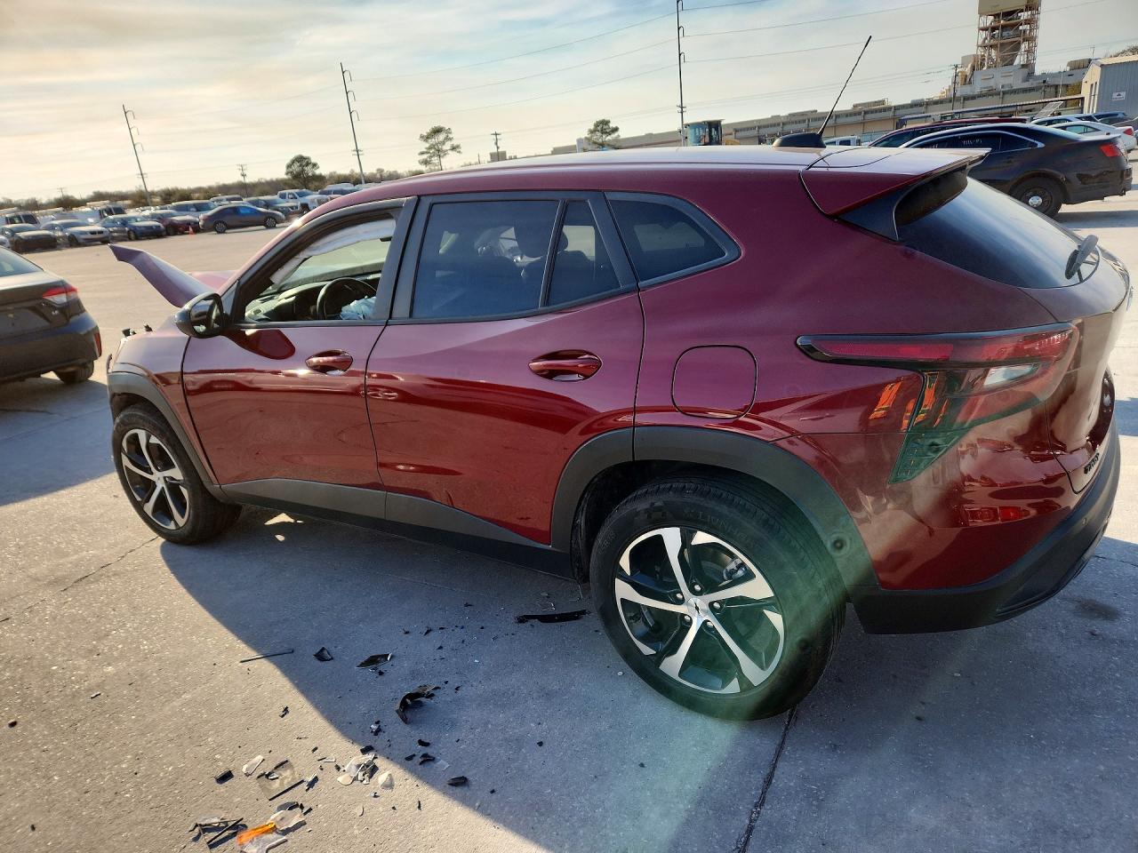 2025 CHEVROLET TRAX 1RS photo 3
