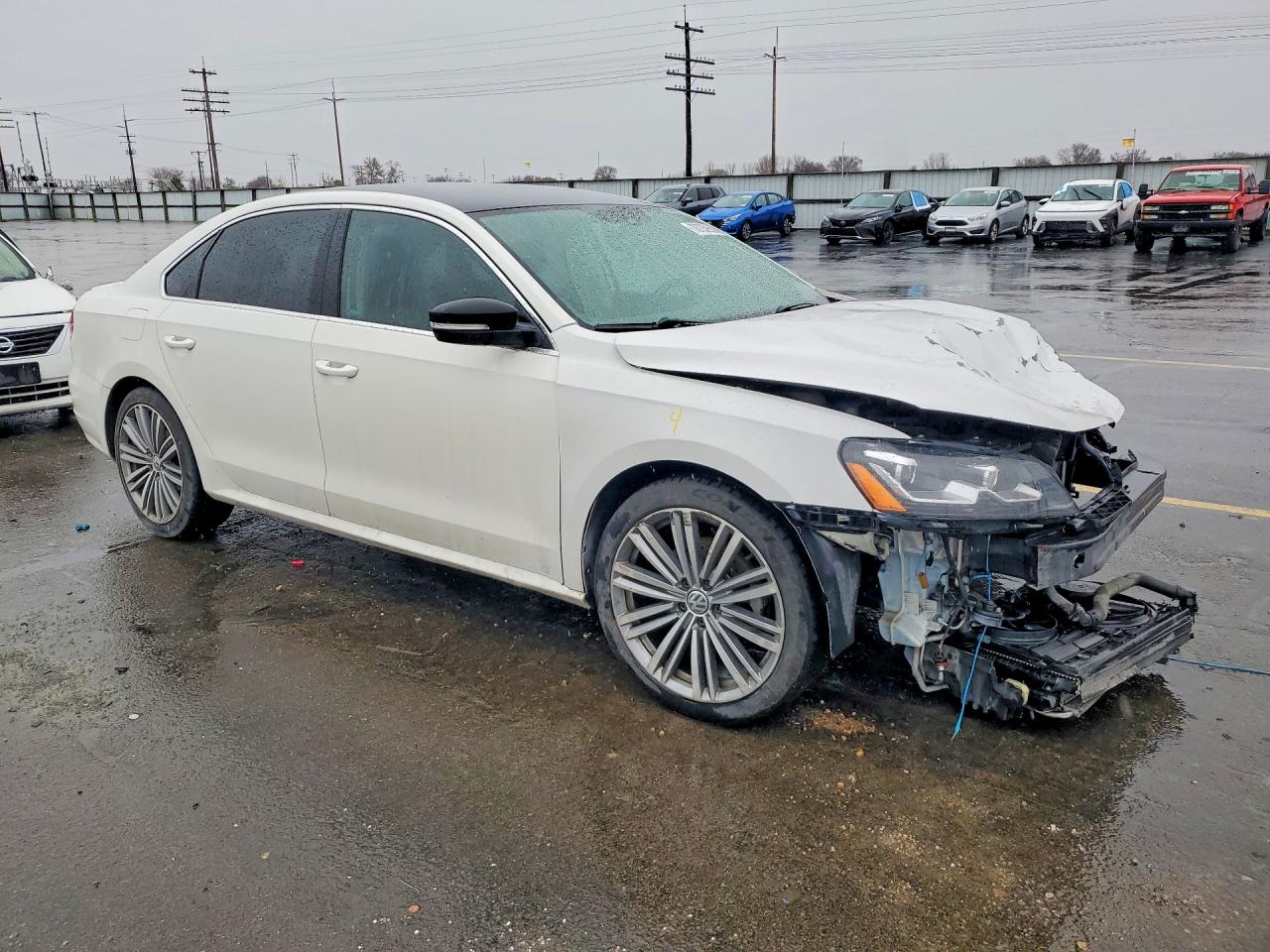 2015 VOLKSWAGEN PASSAT SE photo 4