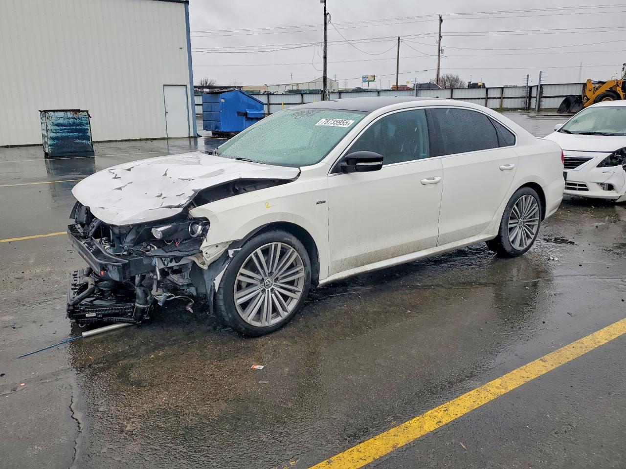 2015 VOLKSWAGEN PASSAT