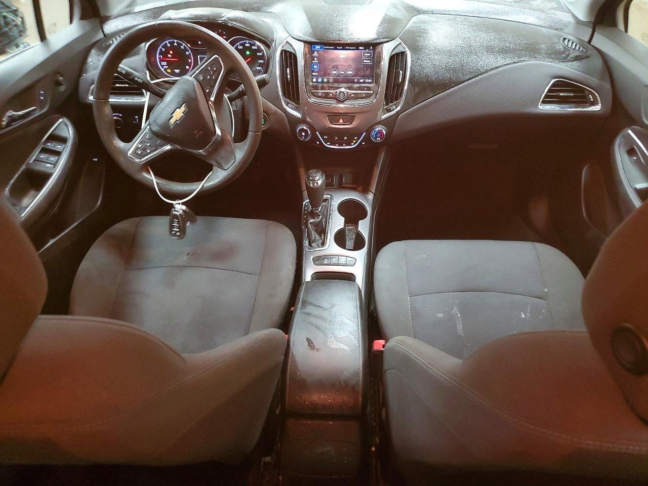 2019 CHEVROLET CRUZE LT photo 22