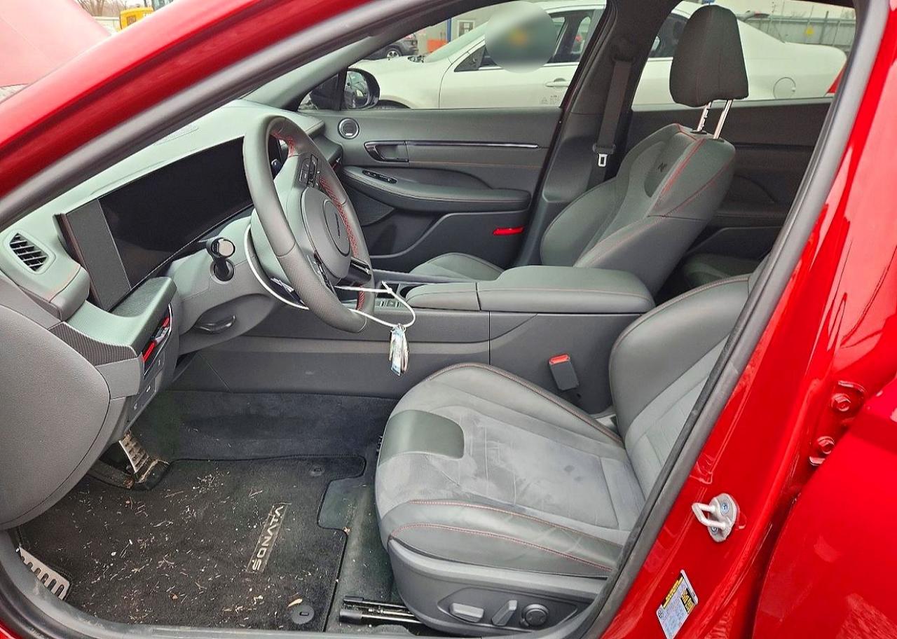 2025 HYUNDAI SONATA photo 13