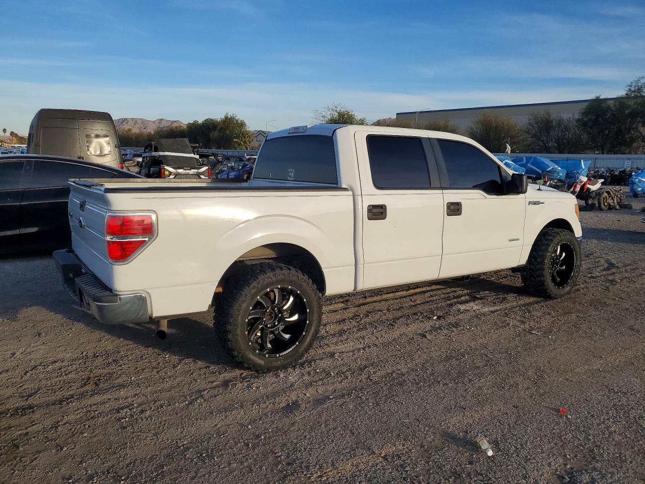 2011 FORD F150 SUPERCREW photo 3
