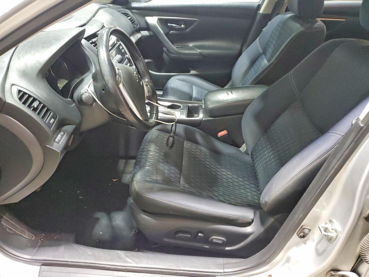 2018 NISSAN ALTIMA 2.5 SV photo 7