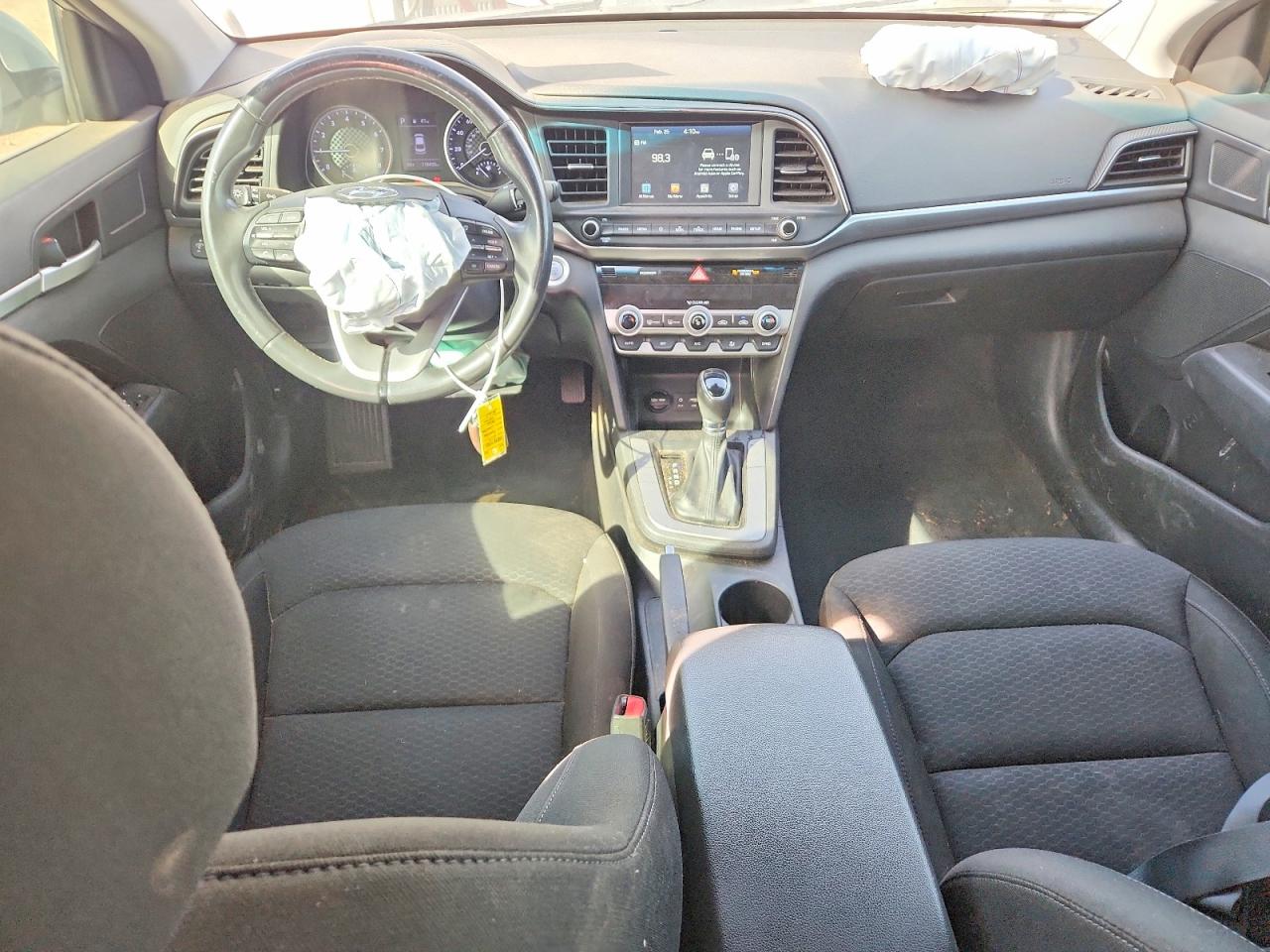 2019 HYUNDAI ELANTRA VALUE EDITION photo 15
