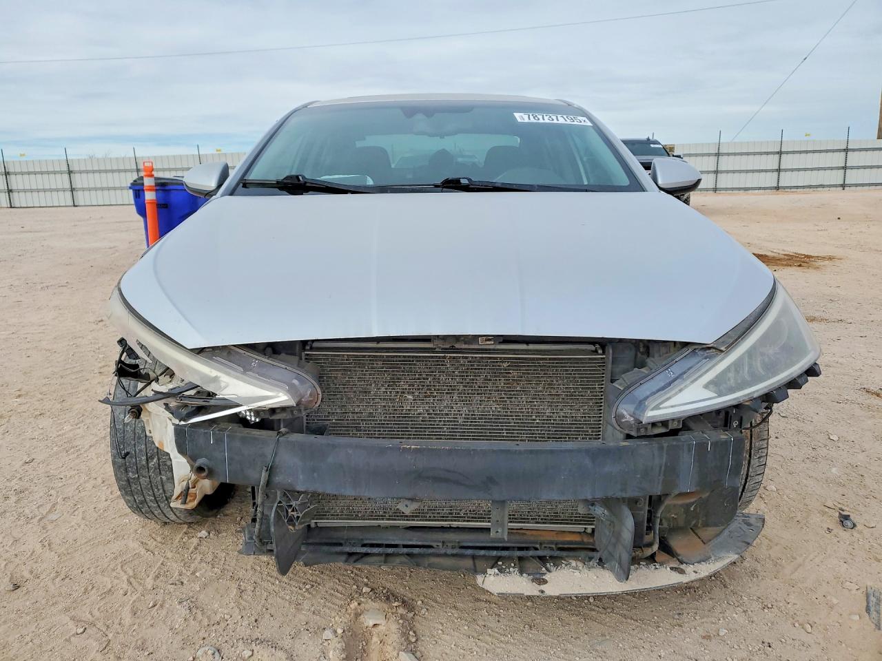 2019 HYUNDAI ELANTRA VALUE EDITION photo 9