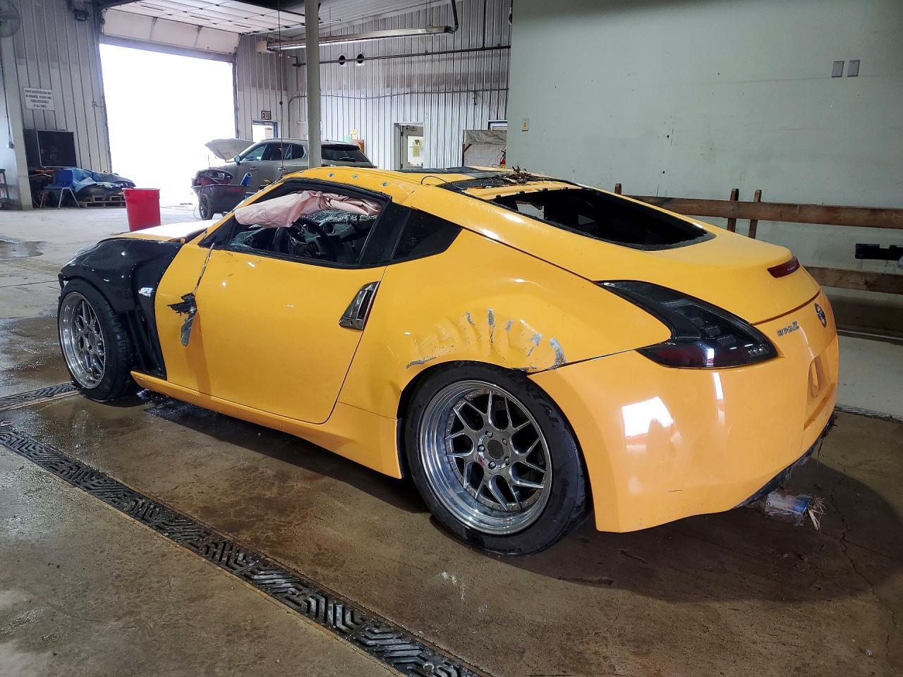 2019 NISSAN 370Z BASE photo 3