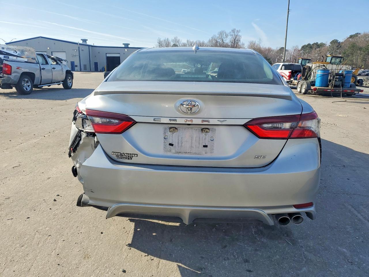 2022 TOYOTA CAMRY SE photo 6