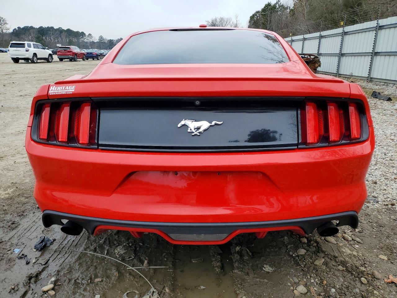 2017 FORD MUSTANG photo 16