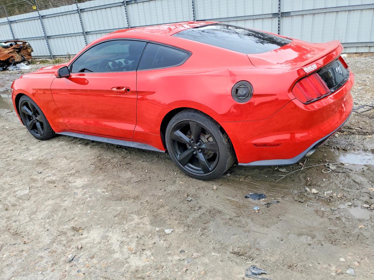 2017 FORD MUSTANG photo 4