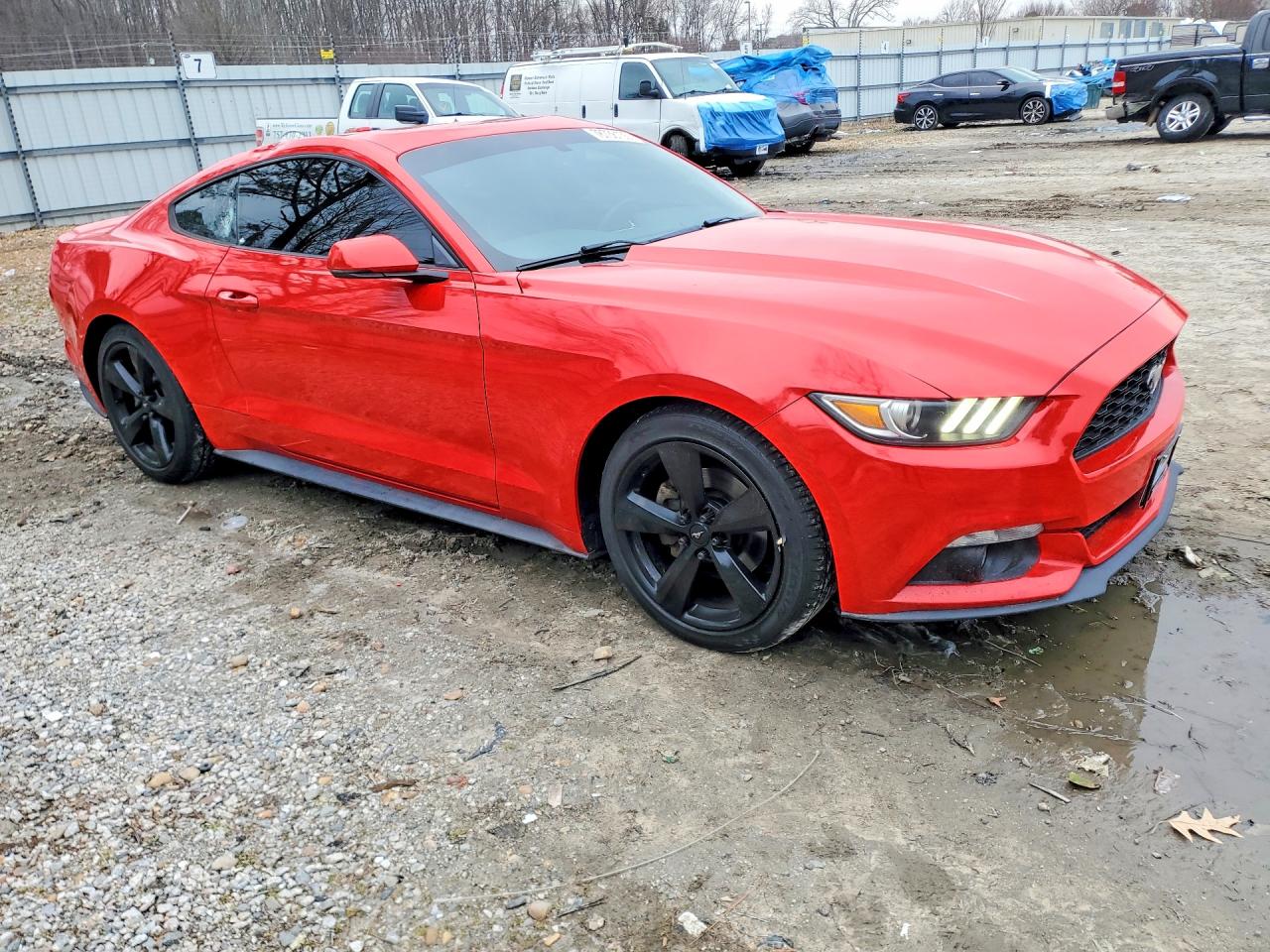 2017 FORD MUSTANG photo 10