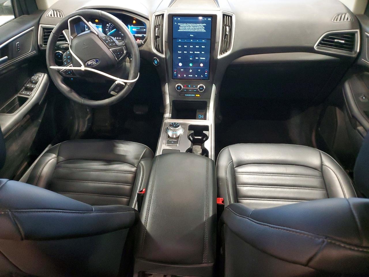 2024 FORD EDGE SEL photo 8