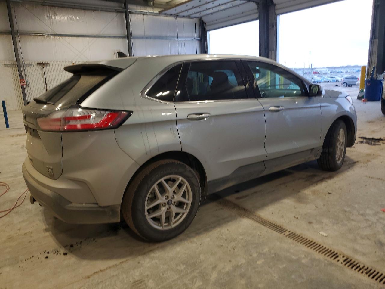 2024 FORD EDGE SEL photo 3
