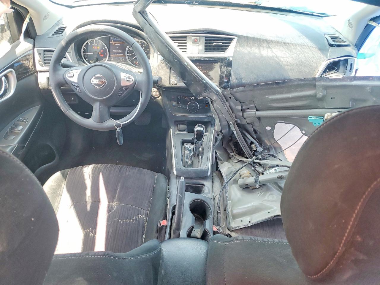 2019 NISSAN SENTRA SV photo 15