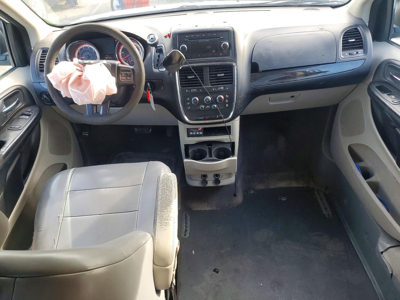 2013 DODGE GRAND CARAVAN SE photo 8