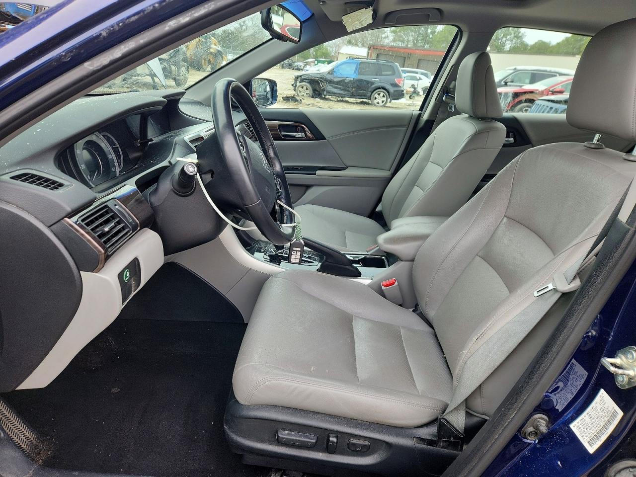 2017 HONDA ACCORD EXL photo 13