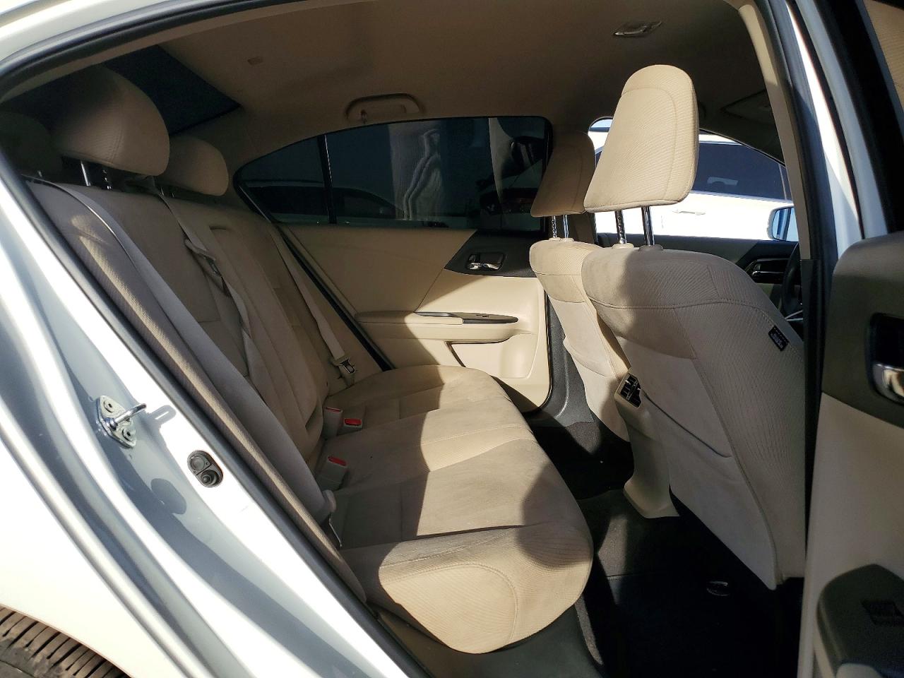 2017 HONDA ACCORD HYBRID photo 10
