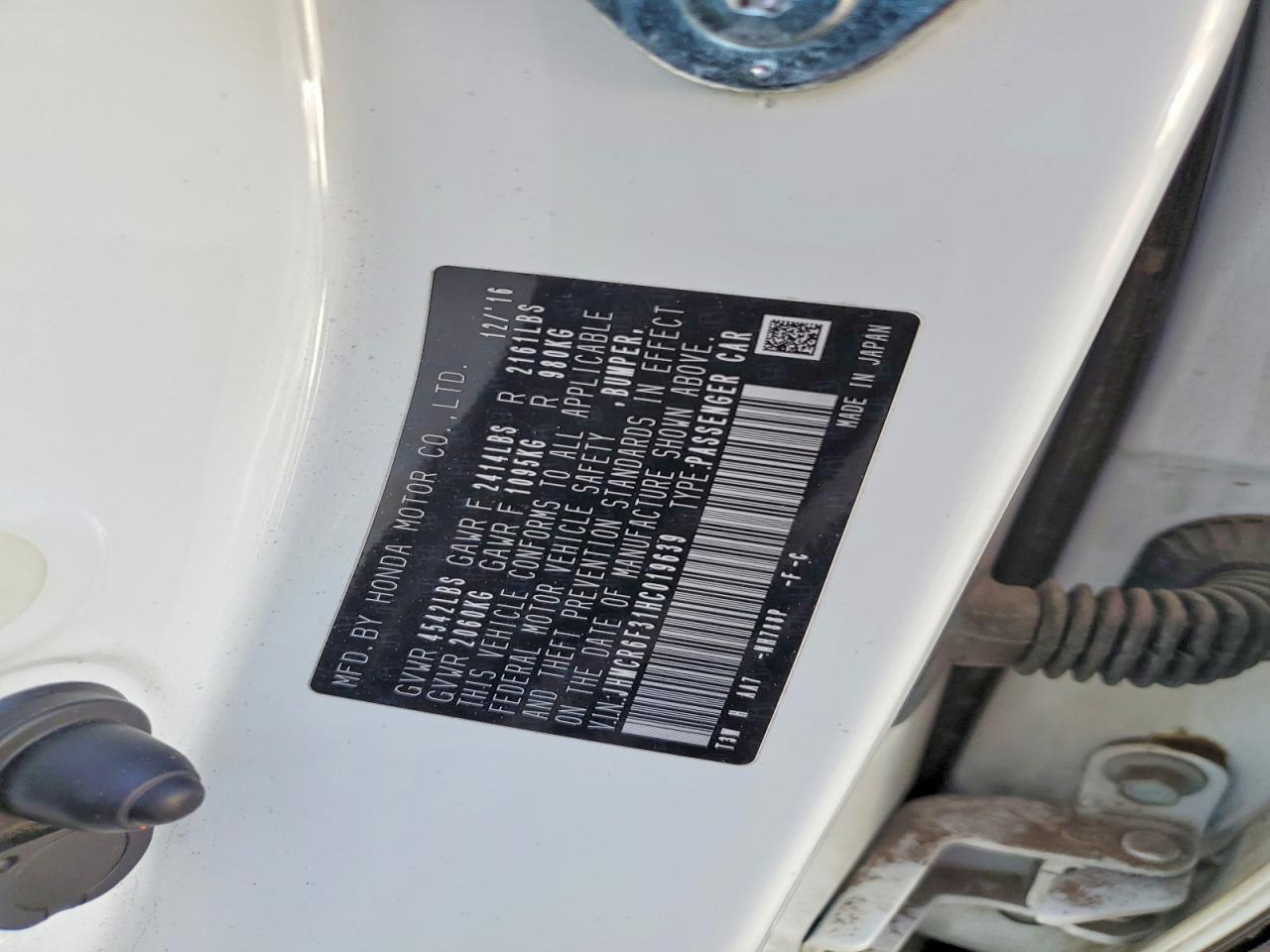 2017 HONDA ACCORD HYBRID photo 13