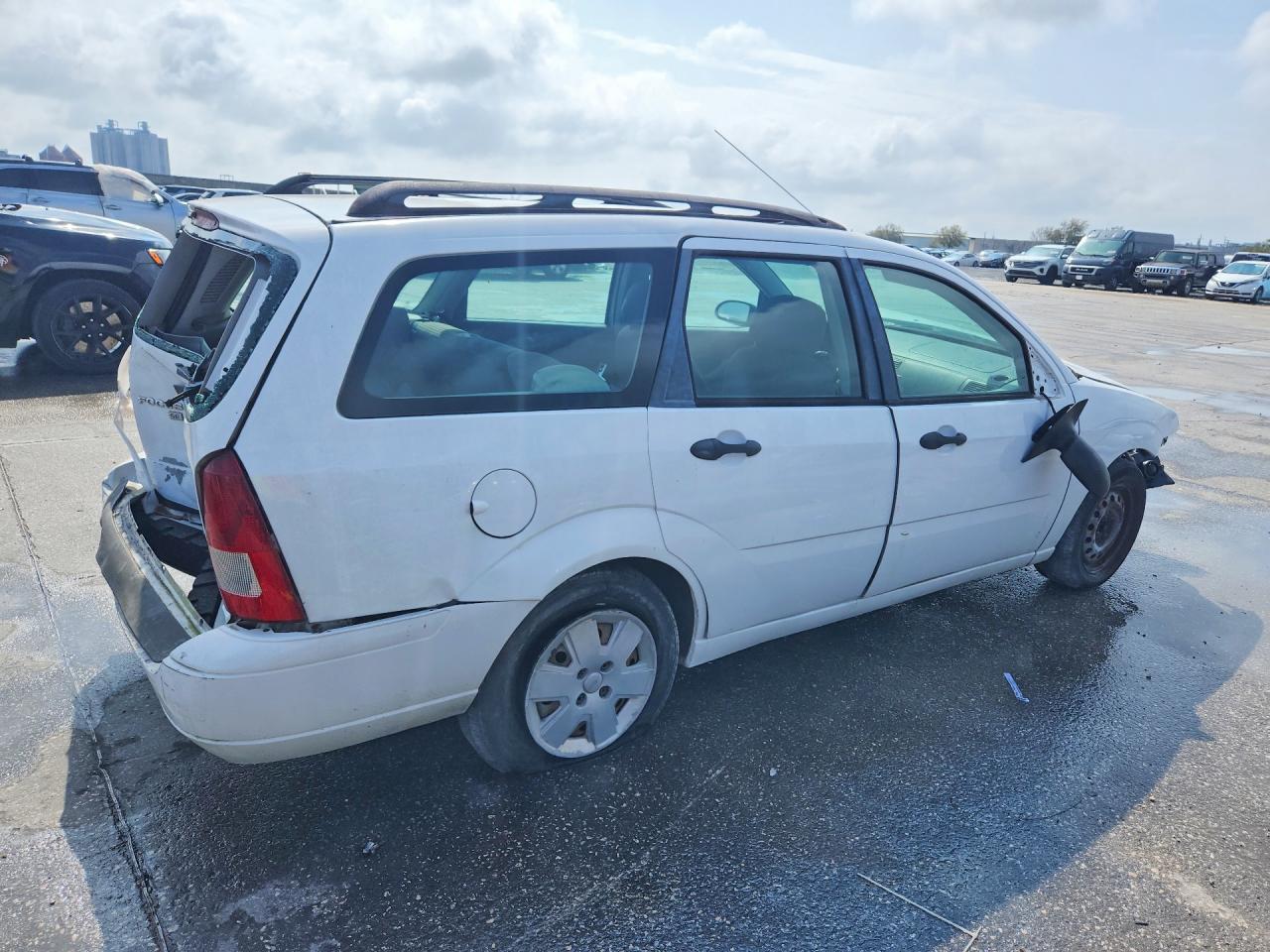 2007 FORD FOCUS ZXW photo 5