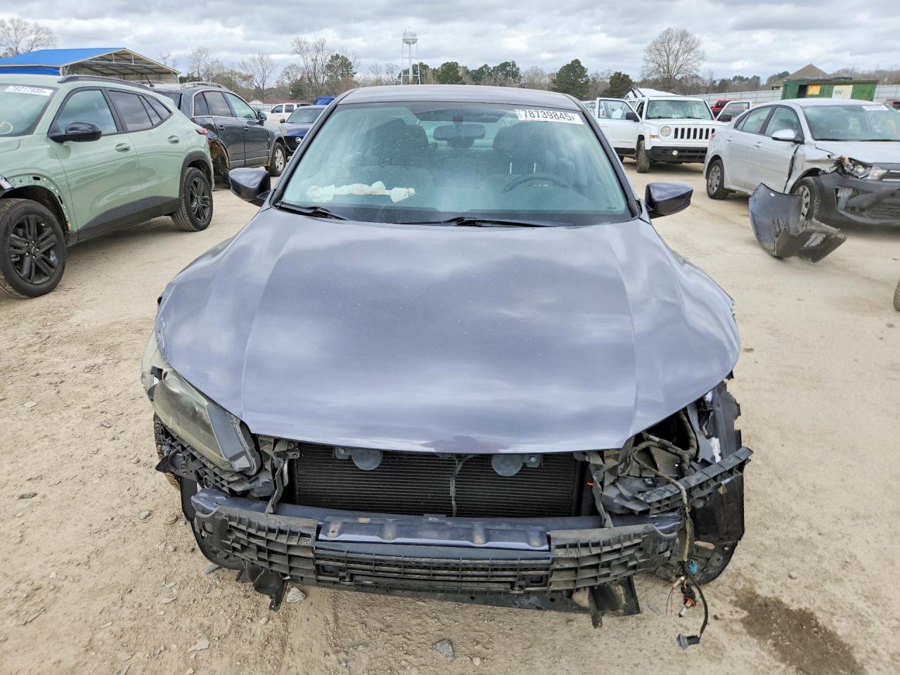 2013 HONDA ACCORD LX photo 9