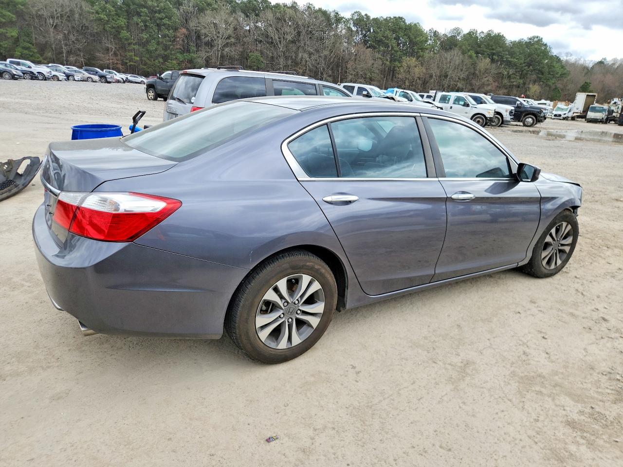 2013 HONDA ACCORD LX photo 5