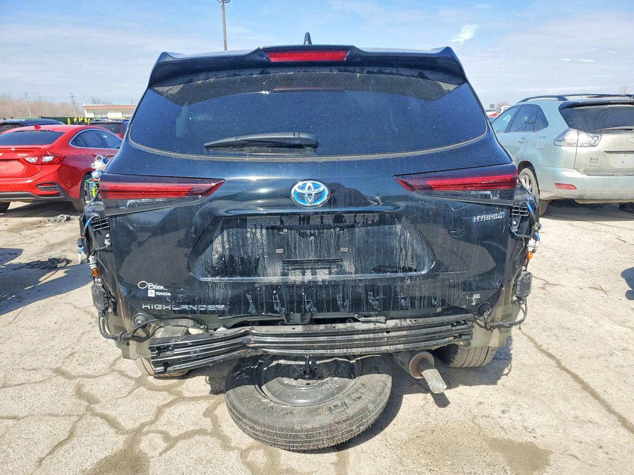 2024 TOYOTA HIGHLANDER HYBRID LE photo 6